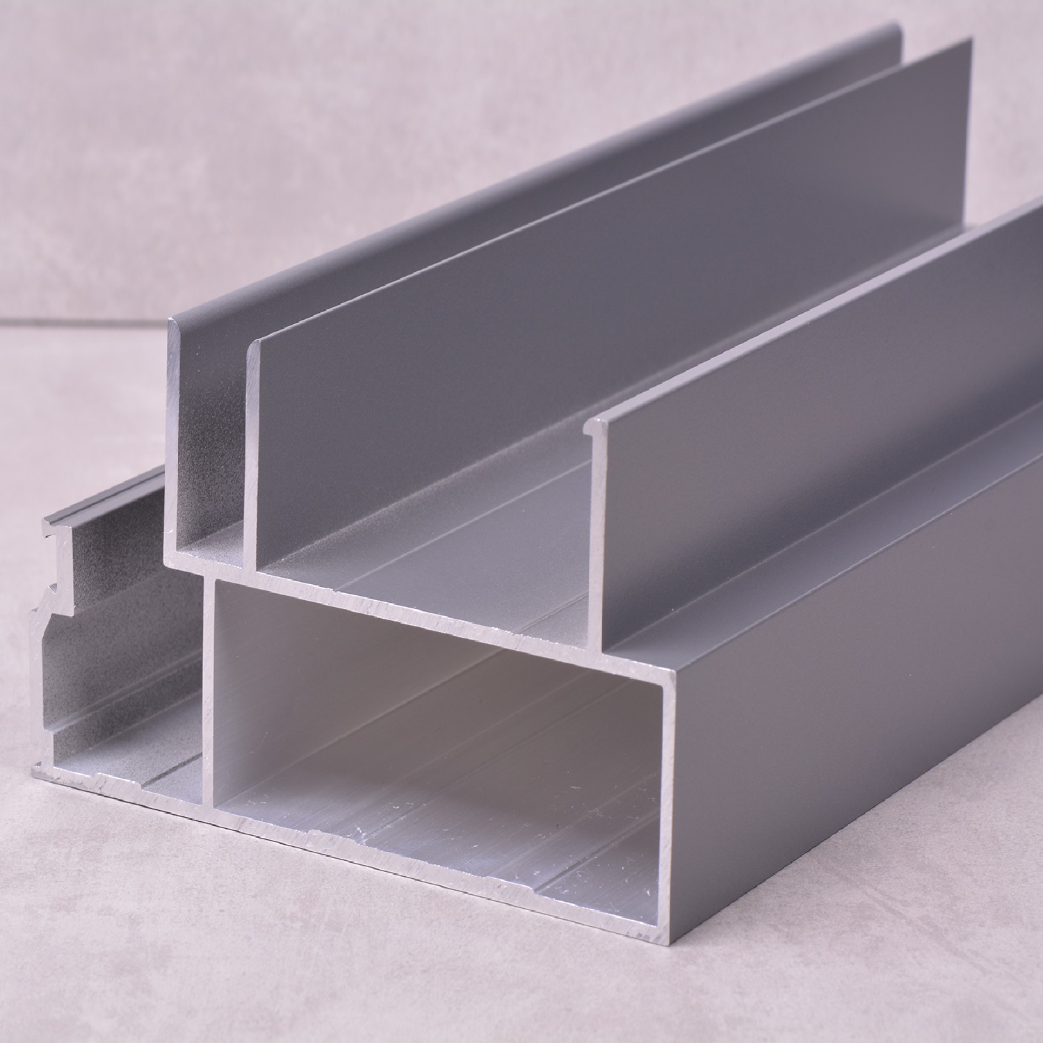 Op maat gemaakte aluminium gordijngevelsysteemprofielen
