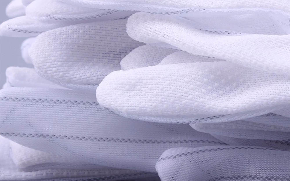 ESD-gestippelde handschoenen met geleidend garen van polyesterstof