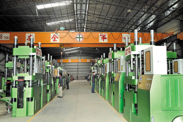 Melamine Ware Machine en Mold Factory