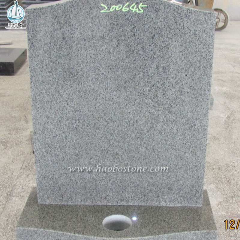 Natuurlijke graniet Kuru grijze serp top grafsteen
