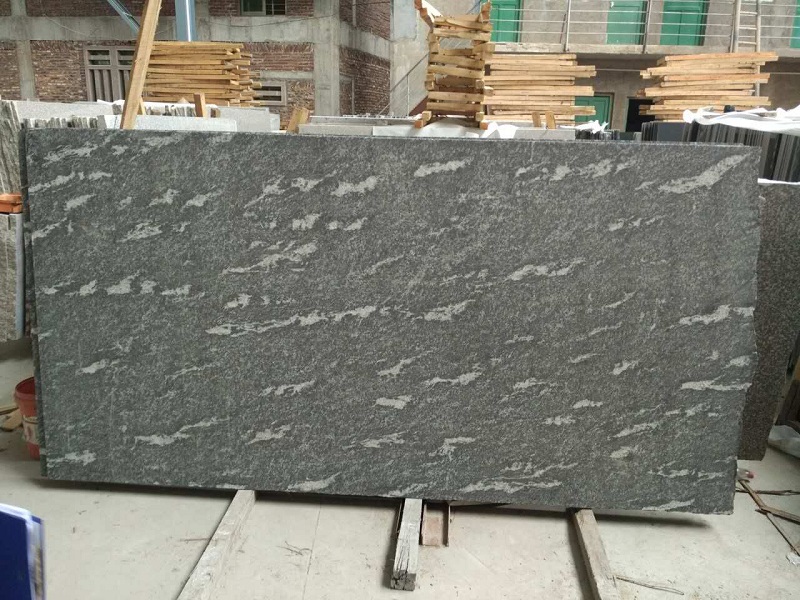 Sneeuwgrijze granieten platen op maat grijs graniet
